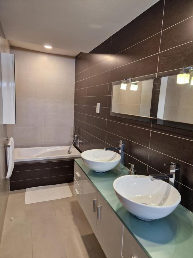 Korzo Suites St. Julian'S Bagian luar foto