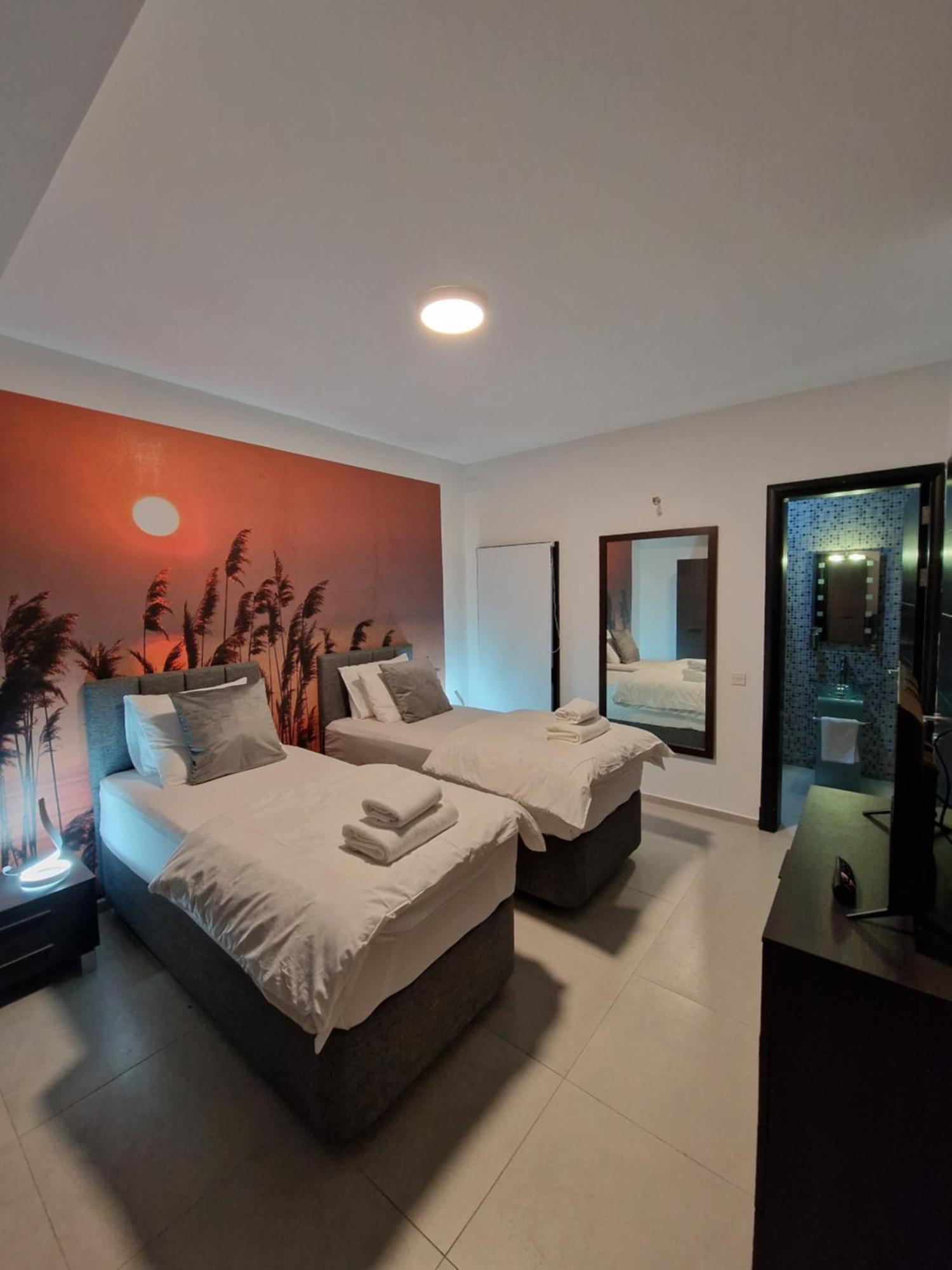 Korzo Suites St. Julian'S Bagian luar foto