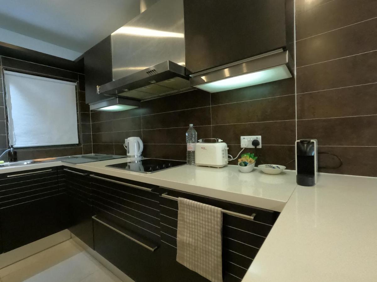 Korzo Suites St. Julian'S Bagian luar foto