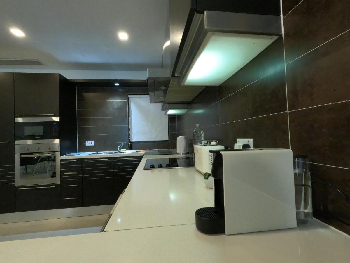 Korzo Suites St. Julian'S Bagian luar foto
