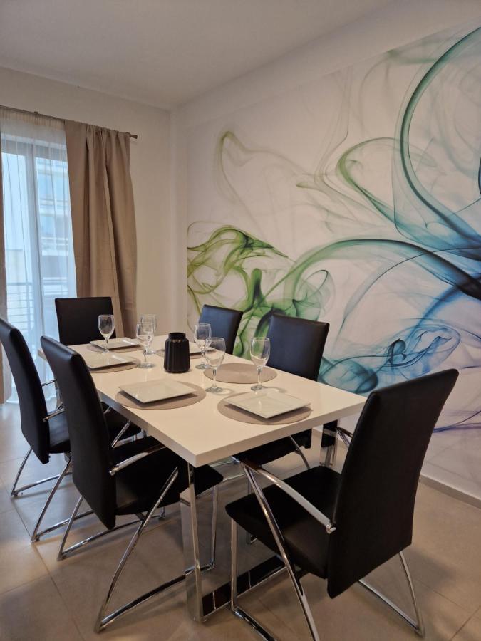Korzo Suites St. Julian'S Bagian luar foto